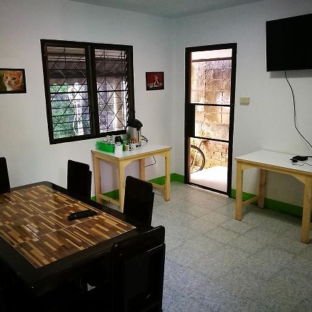 Stay With Jame Hostel チエンマイ エクステリア 写真