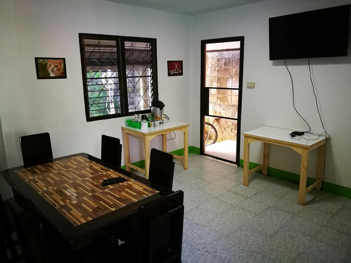 Stay With Jame Hostel チエンマイ エクステリア 写真